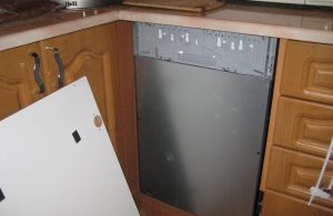 Установка фасада на посудомоечную машину в Вологде